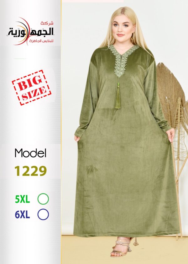 جلابية قطيفة هايدى غوامق بيج سايز - Image 3